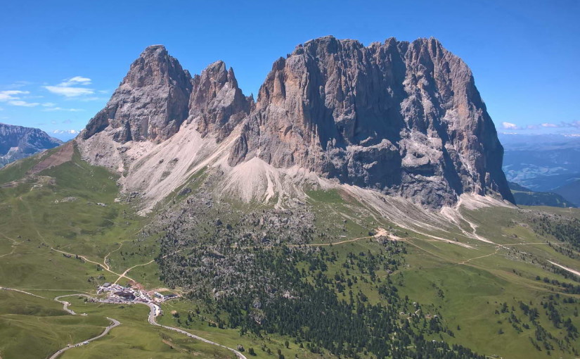 AO poplezaval v Dolomitih nad prelazom Sella