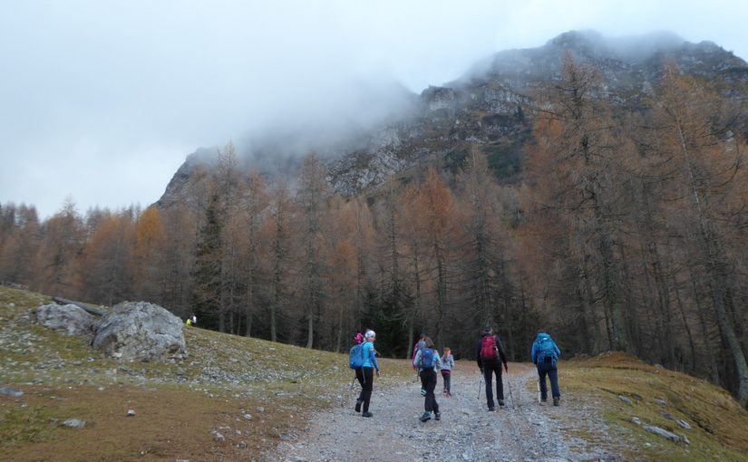 Lipnik in Dunjski vrh nad dolino Dunje